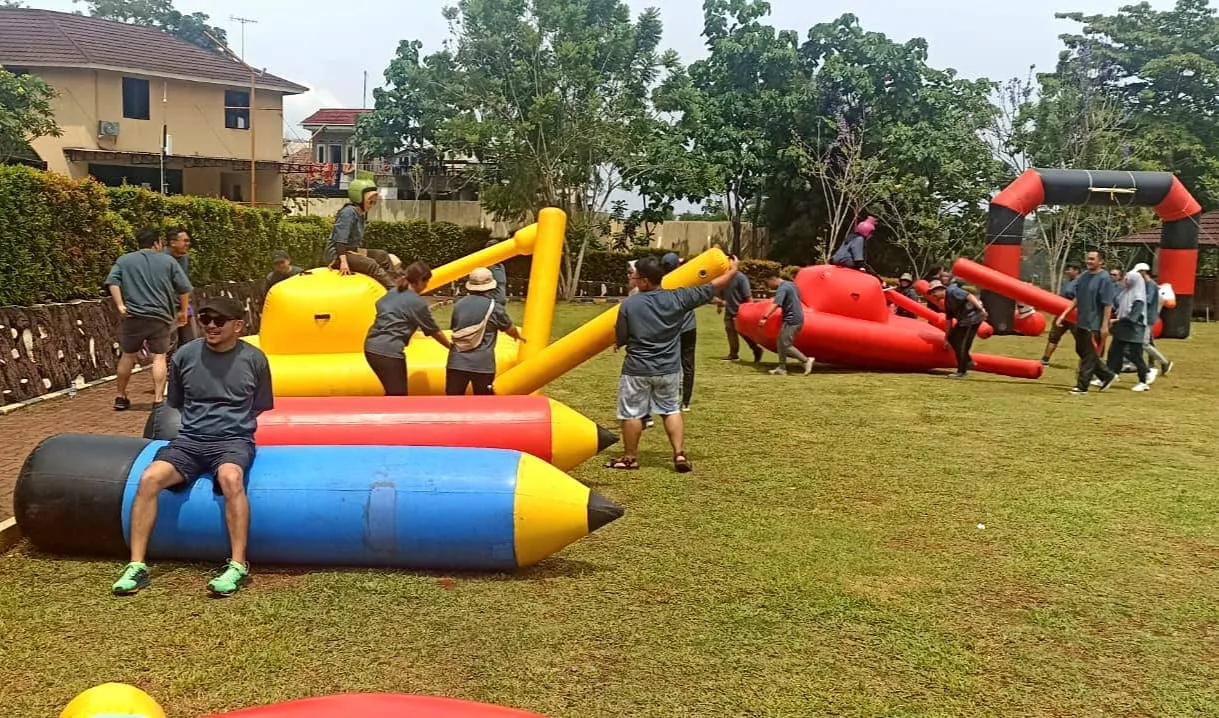 Suasana santai outing di Anyer